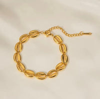 Golden Shell Bracelet